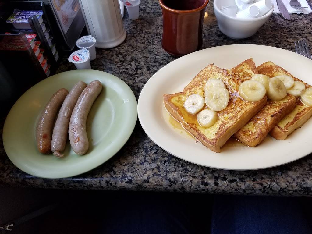 Country Trading & Restaurant | restaurant | 769 Burnett Rd, Chicopee, MA 01020, USA | 4135921641 OR +1 413-592-1641