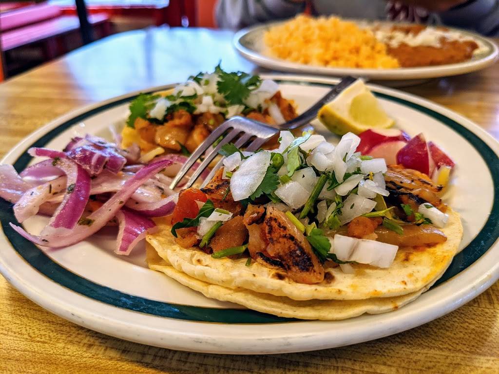 Taqueria La Estacion | restaurant | 14820 Ambaum Blvd SW, Burien, WA 98166, USA | 2064393944 OR +1 206-439-3944