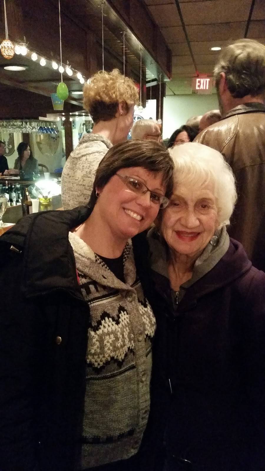 Italian American Society | restaurant | 2217 52nd St, Kenosha, WI 53140, USA | 2626584881 OR +1 262-658-4881