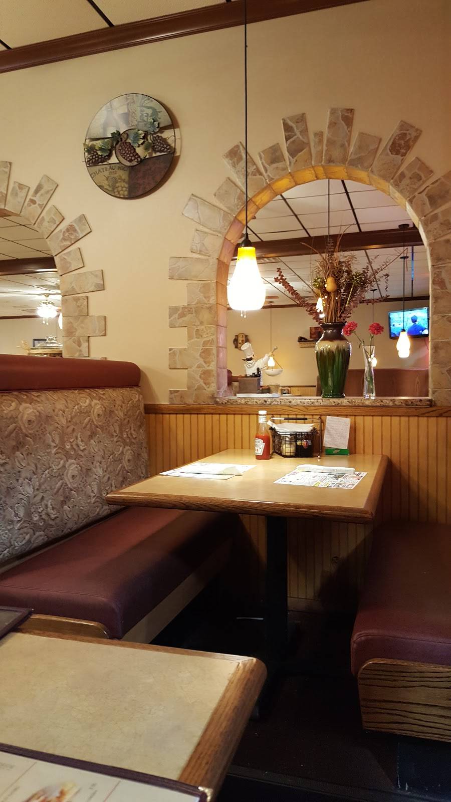 Millsboro Pizza Palace | restaurant | 28544 Dupont Blvd #2, Millsboro, DE 19966, USA | 3029348333 OR +1 302-934-8333