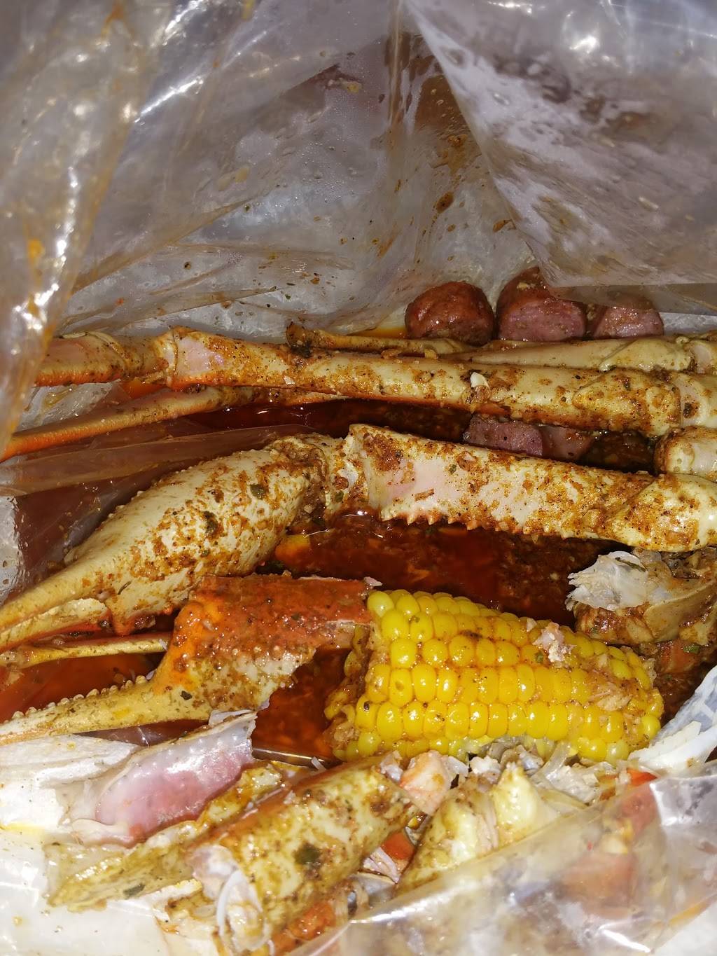 The King Crab Shack | restaurant | 3877 S 27th St, Milwaukee, WI 53221, USA | 4147630551 OR +1 414-763-0551