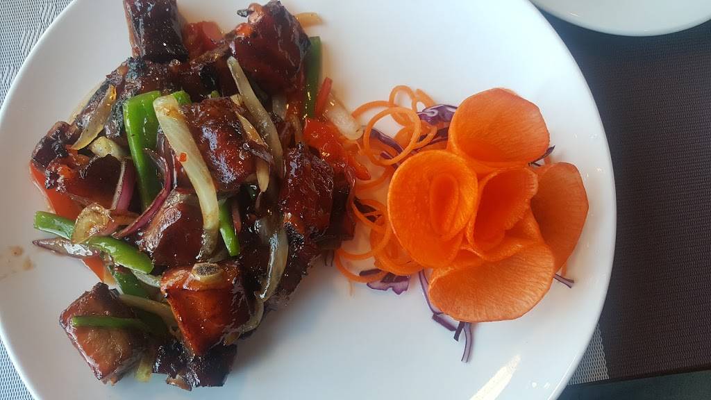 Oishii Asian fusion | restaurant | 415 NY-25A, Rocky Point, NY 11778, USA | 6318212121 OR +1 631-821-2121