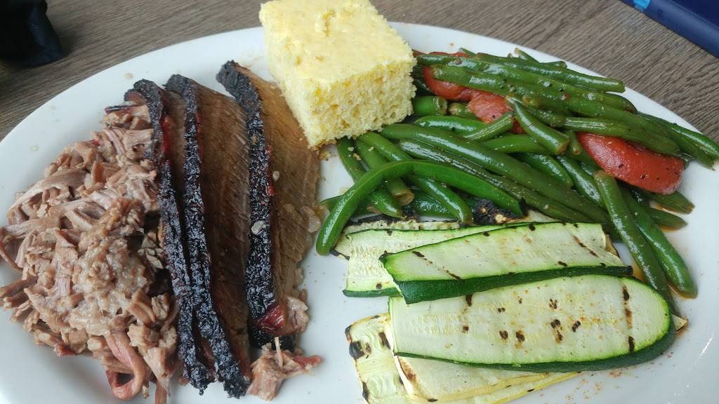 Smokehouse 52 BBQ - Saline | restaurant | 105 W Michigan Ave, Saline, MI 48176, USA | 7343167913 OR +1 734-316-7913