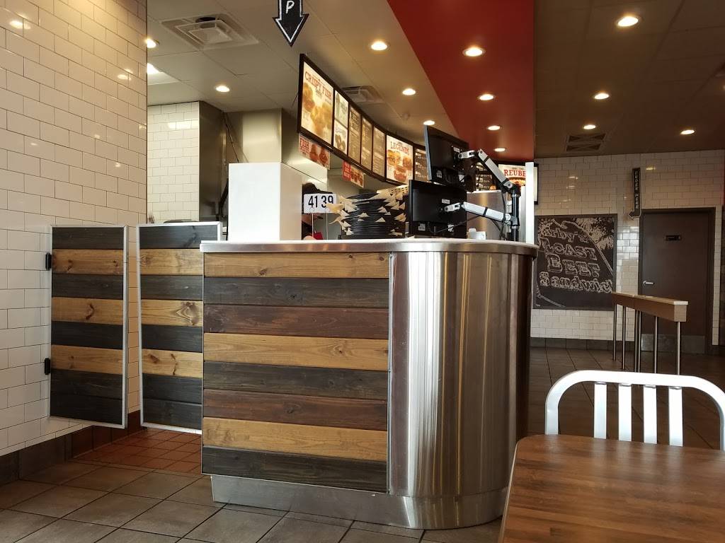 Arbys | restaurant | 13601 Nacogdoches Rd, San Antonio, TX 78217, USA | 2106551503 OR +1 210-655-1503
