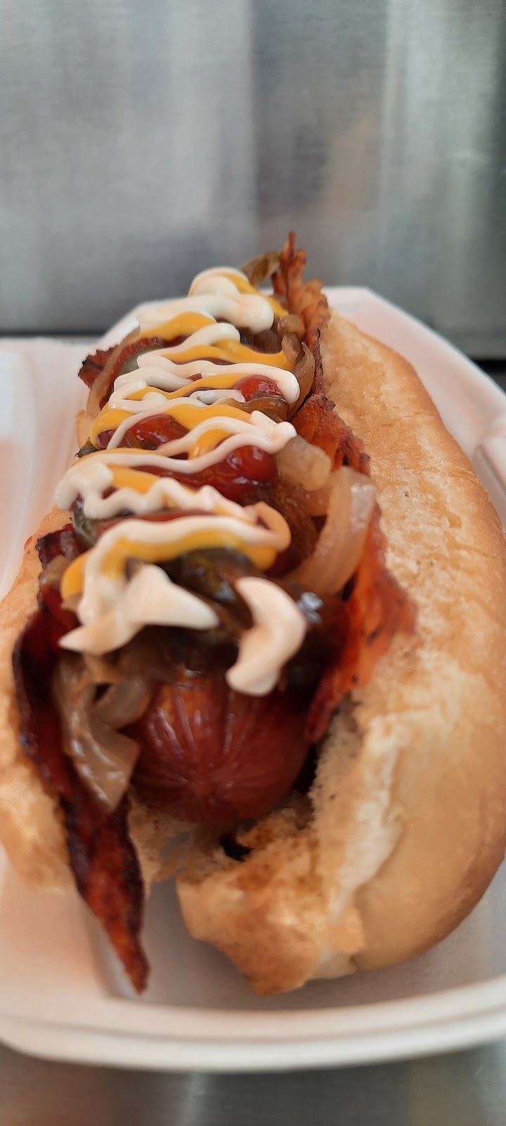 Calidogs | meal takeaway | 2415 McGavock Pk, Nashville, TN 37214, USA | 6207550935 OR +1 620-755-0935