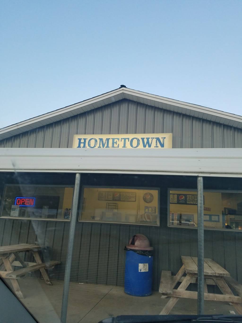 Hometown Pizza & Ice Cream | restaurant | 8386 OH-335, Minford, OH 45653, USA | 7408202727 OR +1 740-820-2727
