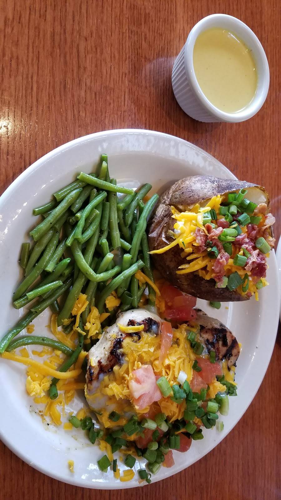 Lazlos Brewery & Grill - South | restaurant | 5900 Old Cheney Rd, Lincoln, NE 68516, USA | 4023238500 OR +1 402-323-8500