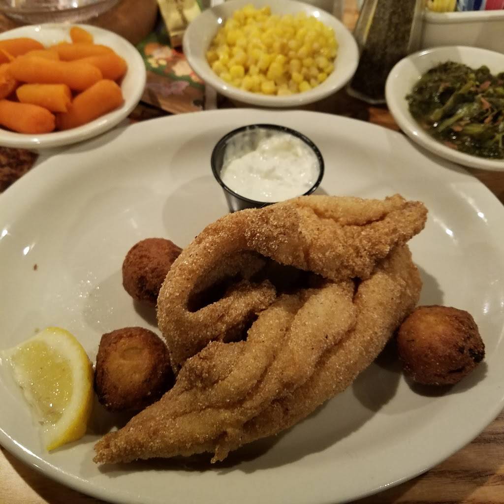 Cracker Barrel Old Country Store | restaurant | 2697 Highwood Blvd, Smyrna, TN 37167, USA | 6152201400 OR +1 615-220-1400