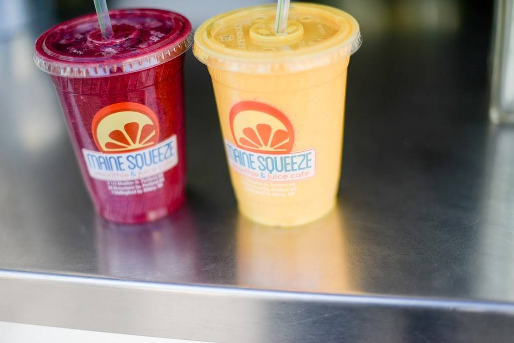 Maine Squeeze Juice Cafe | restaurant | 7 Wallingford Square #113, Kittery, ME 03904, USA | 2077032079 OR +1 207-703-2079