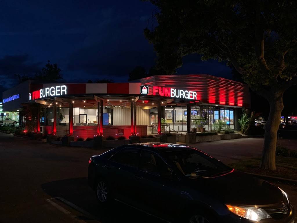 Fun Burger | restaurant | 2490 Sycamore Dr, Simi Valley, CA 93065, USA | 8055272515 OR +1 805-527-2515