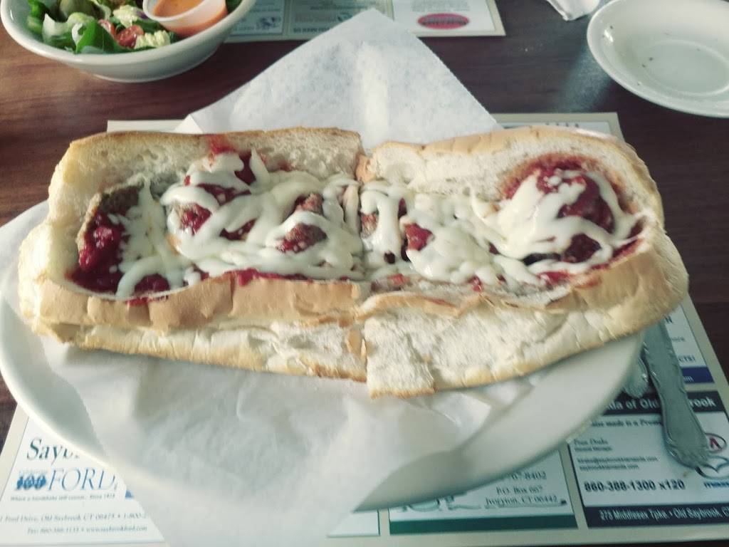 Moravelas Pizzeria | restaurant | 139 Middlesex Ave, Chester, CT 06412, USA | 8605263633 OR +1 860-526-3633