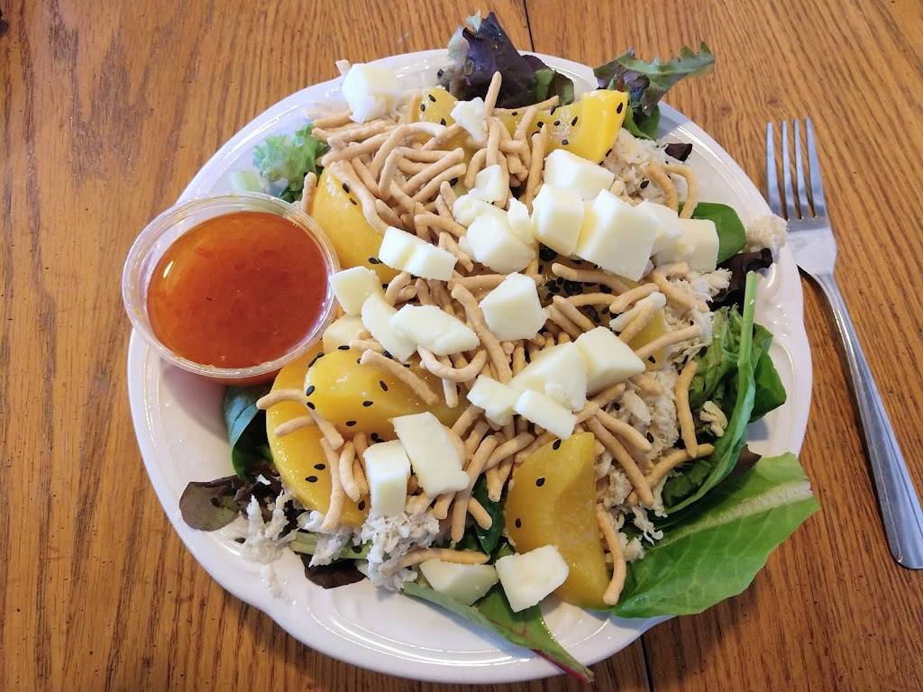 Undergrounds Coffee House and Roastery | cafe | 580 South Park Ave, Buffalo, NY 14210, USA | 7162409923 OR +1 716-240-9923