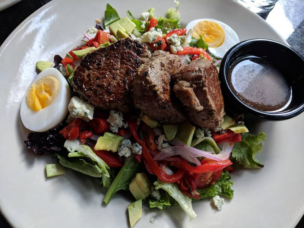 Side Bar & Restaurant | restaurant | 10 E Gay St, West Chester, PA 19380, USA | 6104298297 OR +1 610-429-8297