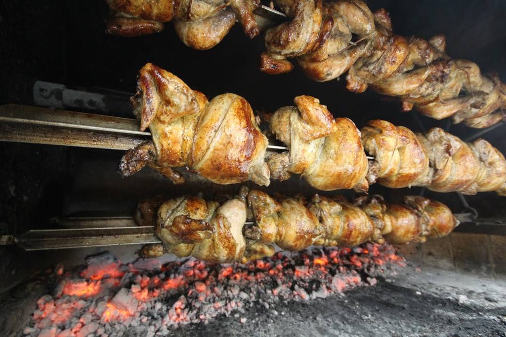 Las Brasas Charcoal Chicken | restaurant | 2712 Eldridge Pkwy #102, Houston, TX 77082, USA | 3467545185 OR +1 346-754-5185