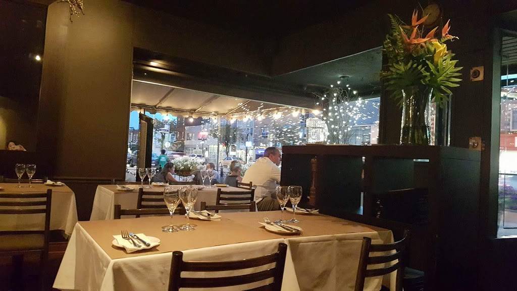 Queens Pasta Cafe | cafe | 2263 Bloor St W, Toronto, ON M6S 1N8, Canada | 4167660993 OR +1 416-766-0993