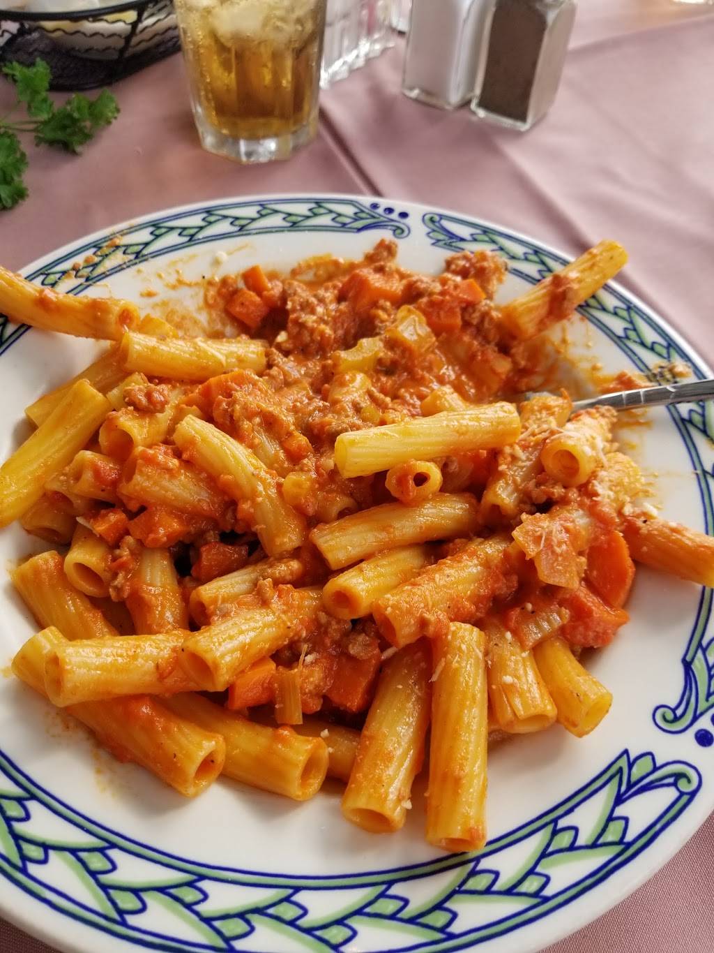 Fratellos Italian Restaurant & Lounge | restaurant | 810 The Plaza, Sea Girt, NJ 08750, USA | 7329748833 OR +1 732-974-8833