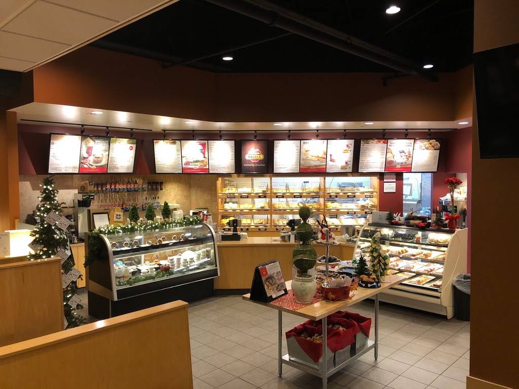 Big Apple Bagels | bakery | 1191 Washington Ave, Holland, MI 49423, USA | 6163550277 OR +1 616-355-0277