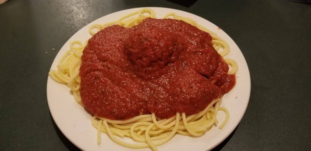 Concettas Italian Restaurant | restaurant | 600 S 5th St, St Charles, MO 63301, USA | 6369462468 OR +1 636-946-2468