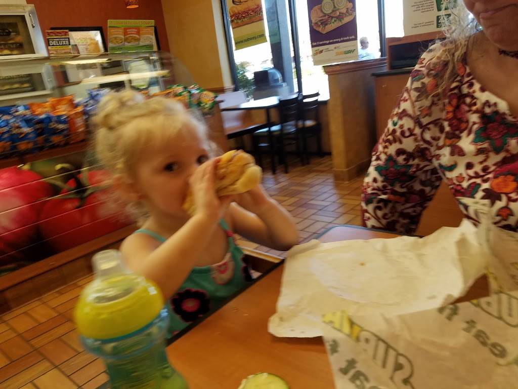 Subway | restaurant | 716 B Freeman Ln, Grass Valley, CA 95949, USA | 5302737789 OR +1 530-273-7789