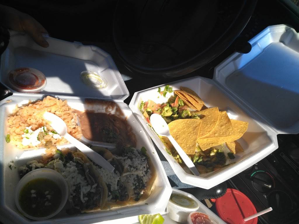 Lucys Taco | restaurant | 1225 Eastgate Dr SE, Rochester, MN 55904, USA | 5073985163 OR +1 507-398-5163