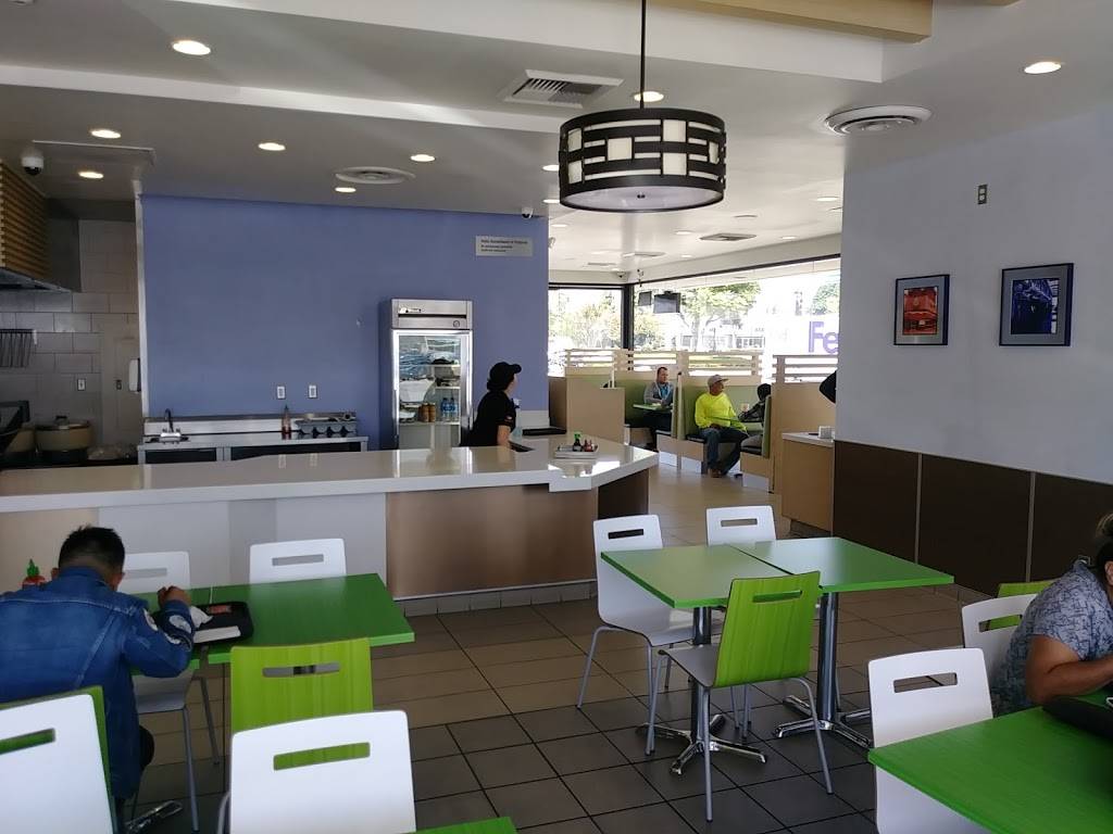 Yoshinoya Fullerton | restaurant | 450 N State College Blvd, Fullerton, CA 92831, USA | 7146800800 OR +1 714-680-0800