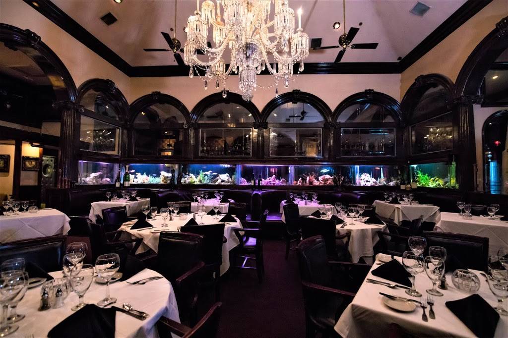 Arthurs Restaurant | restaurant | 15175 Quorum Dr, Addison, TX 75001, USA | 9723850800 OR +1 972-385-0800