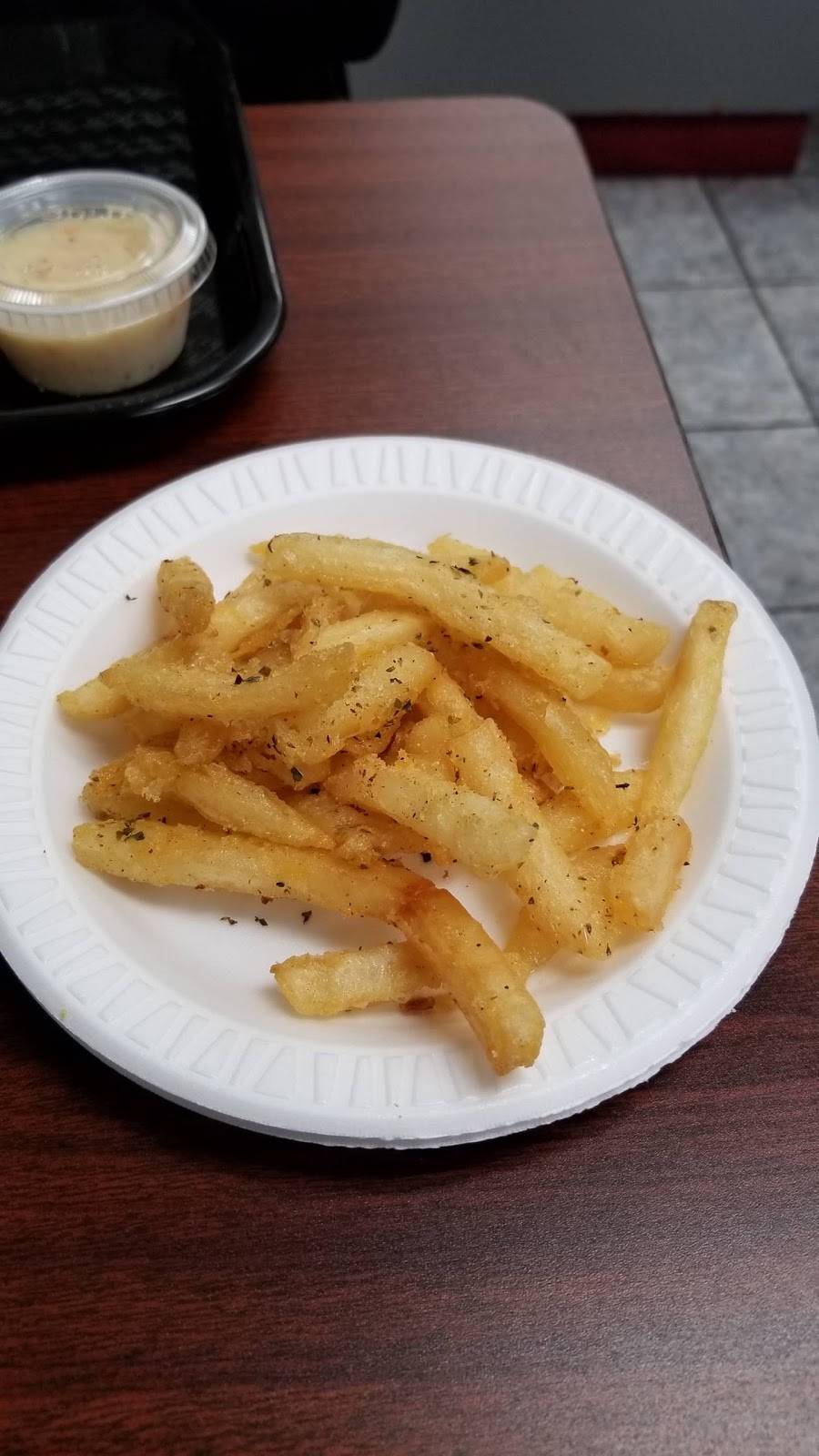 Mykonos Gr Restaurant | restaurant | 687 James St, Chicopee, MA 01020, USA | 4134378256 OR +1 413-437-8256