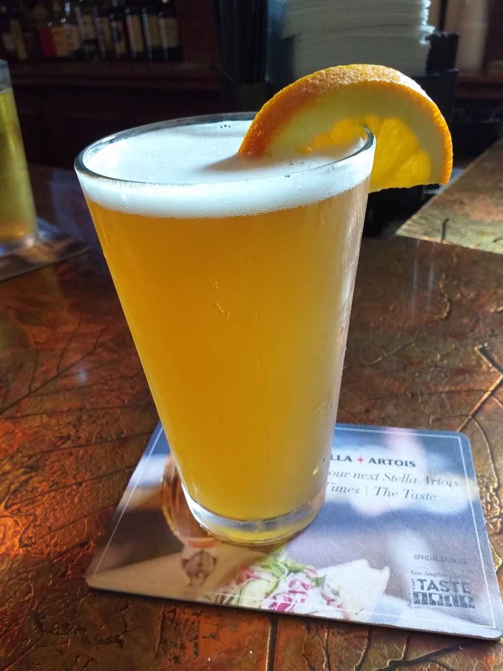 Village Well Pub | restaurant | 1023 SE 17th St, Fort Lauderdale, FL 33316, USA | 9545242531 OR +1 954-524-2531