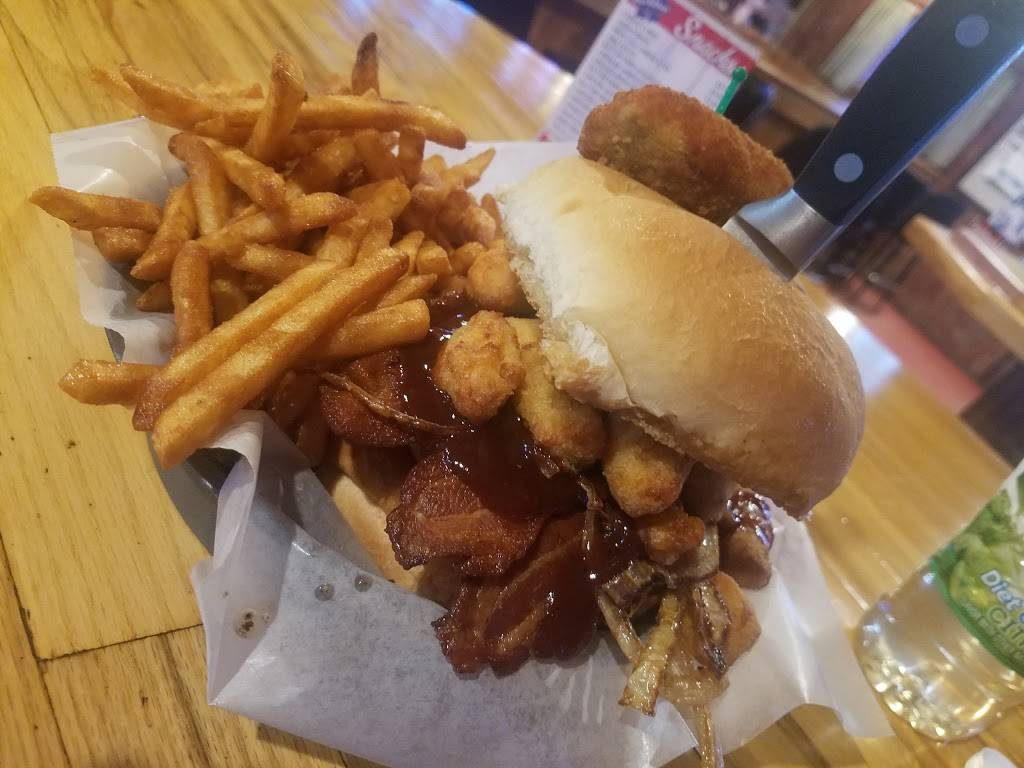 The Dog House Bar And Grill | restaurant | 36356 Abrams St, Whitehall, WI 54773, USA | 7155389121 OR +1 715-538-9121