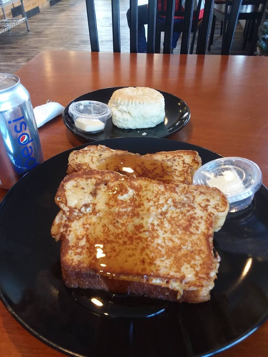 Cliff "Cooks" | restaurant | 110 E Orbison St, Barneveld, WI 53507, USA | 6089240125 OR +1 608-924-0125