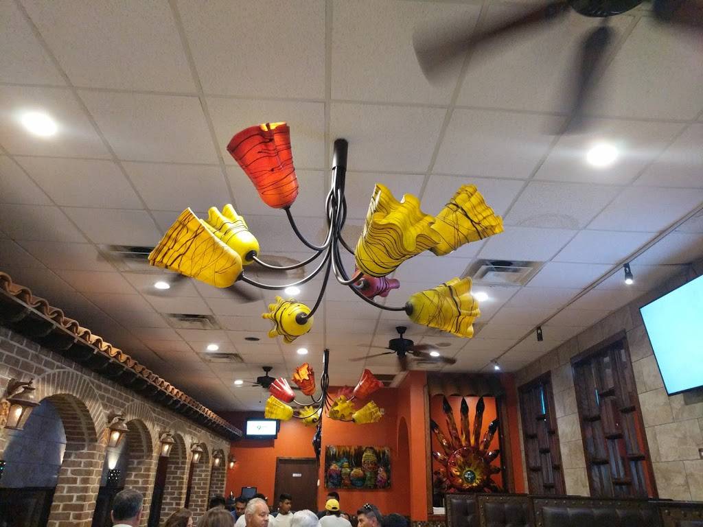 Marias Mexican Grill | restaurant | 2817 Maybank Hwy, Johns Island, SC 29455, USA | 8435571005 OR +1 843-557-1005