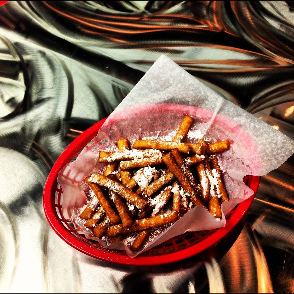 Primo Pizza By Ryan | restaurant | 2 W Main St, Windsor, PA 17366, USA | 7172468100 OR +1 717-246-8100