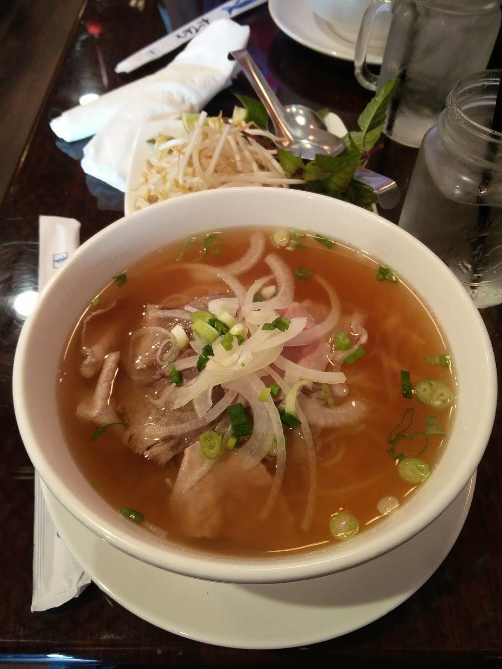 Pho Company Noodle House | restaurant | 111 N Woodland Blvd, DeLand, FL 32720, USA | 3866247623 OR +1 386-624-7623