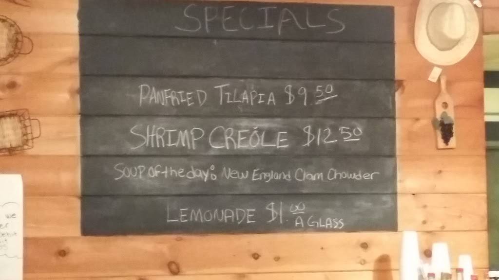 Luvans Old South Fish Camp NO CARDS | restaurant | 3951 US-701, Conway, SC 29527, USA | 8433975454 OR +1 843-397-5454