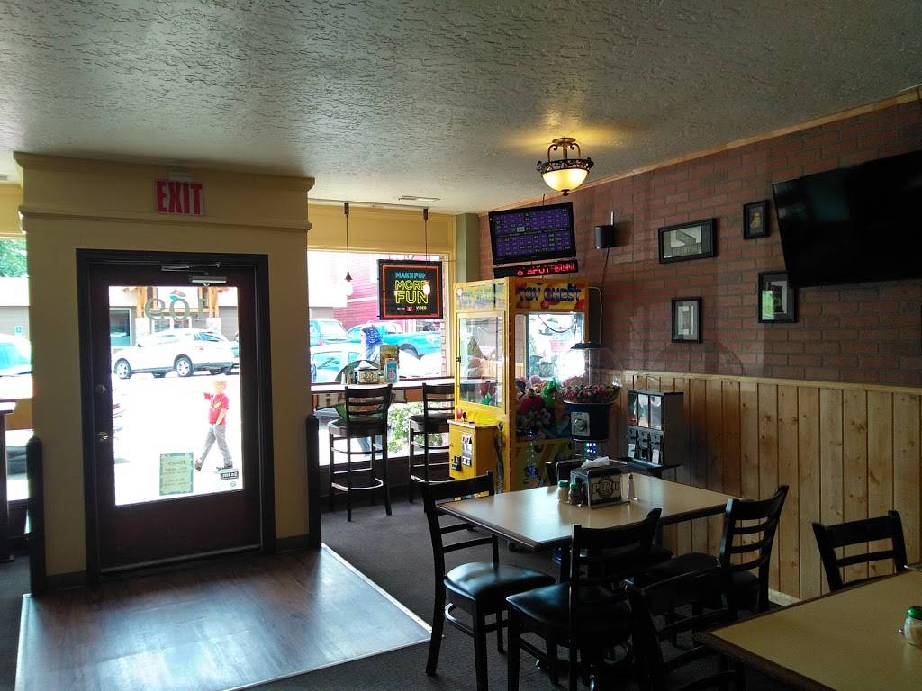 Hometown Pizza | restaurant | 109 E A St, Rainier, OR 97048, USA | 5035563700 OR +1 503-556-3700