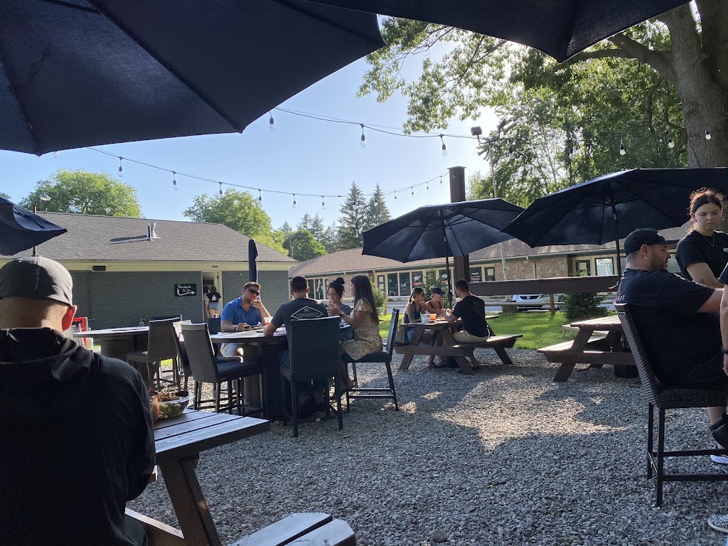 734 @ The Yard | restaurant | 8040 Summerfield Rd, Lambertville, MI 48144, USA | 7342248372 OR +1 734-224-8372
