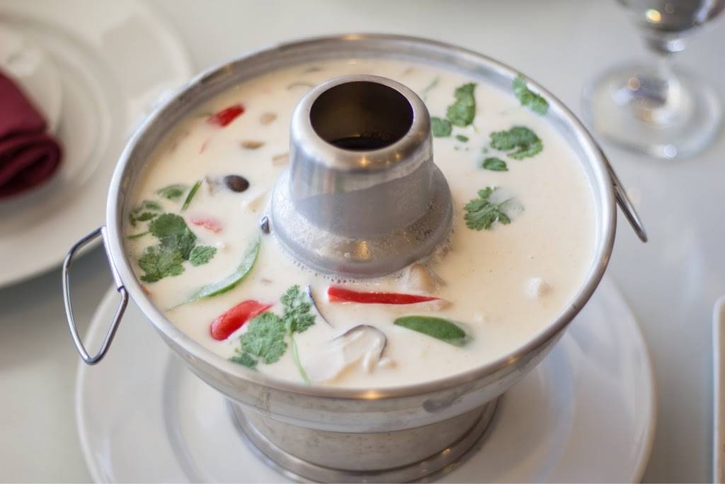 Thai Orchid | restaurant | 6504 Martway St, Mission, KS 66202, USA | 9133842800 OR +1 913-384-2800