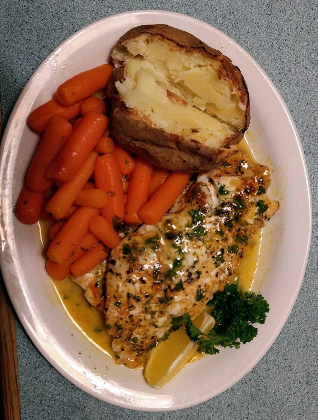 Carmelindas Restaurant | restaurant | 2799 Princess St, Kingston, ON K7M 3E3, Canada | 6133846952 OR +1 613-384-6952