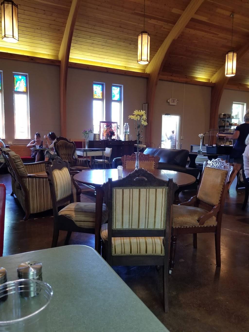 Cafe Appalachia | restaurant | 206 D St, South Charleston, WV 25303, USA | 6812655160 OR +1 681-265-5160