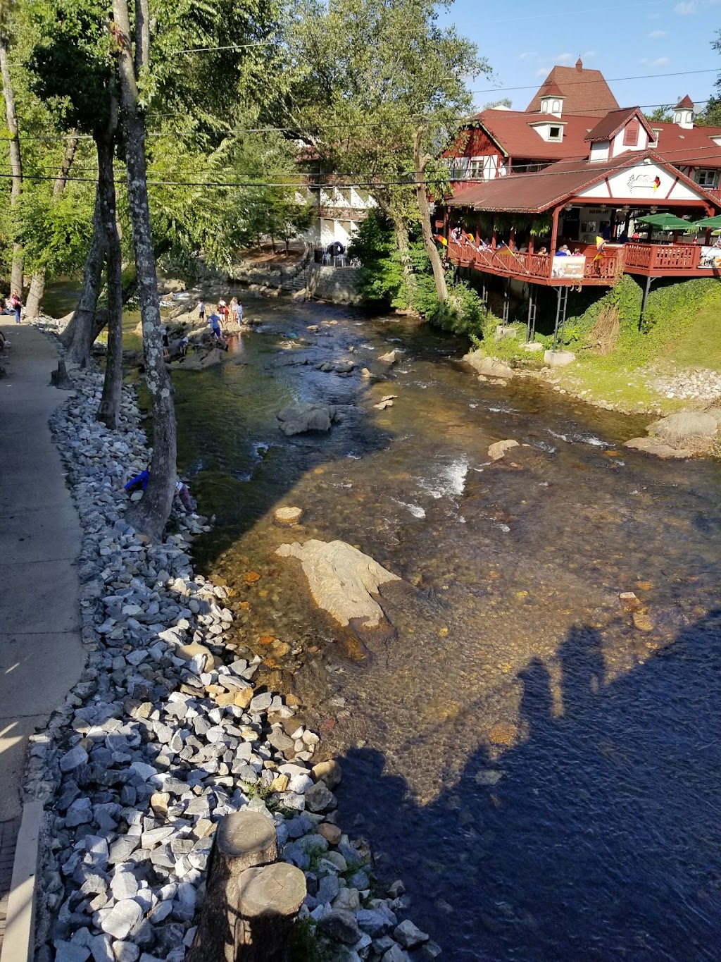 King Ludwig Biergarten | restaurant | 8660 N Main St, Helen, GA 30545, USA | 7068780008 OR +1 706-878-0008