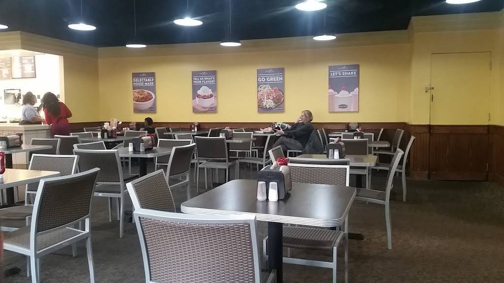 Back Yard Burgers | restaurant | 436 N Perkins Rd, Memphis, TN 38117, USA | 9017631833 OR +1 901-763-1833