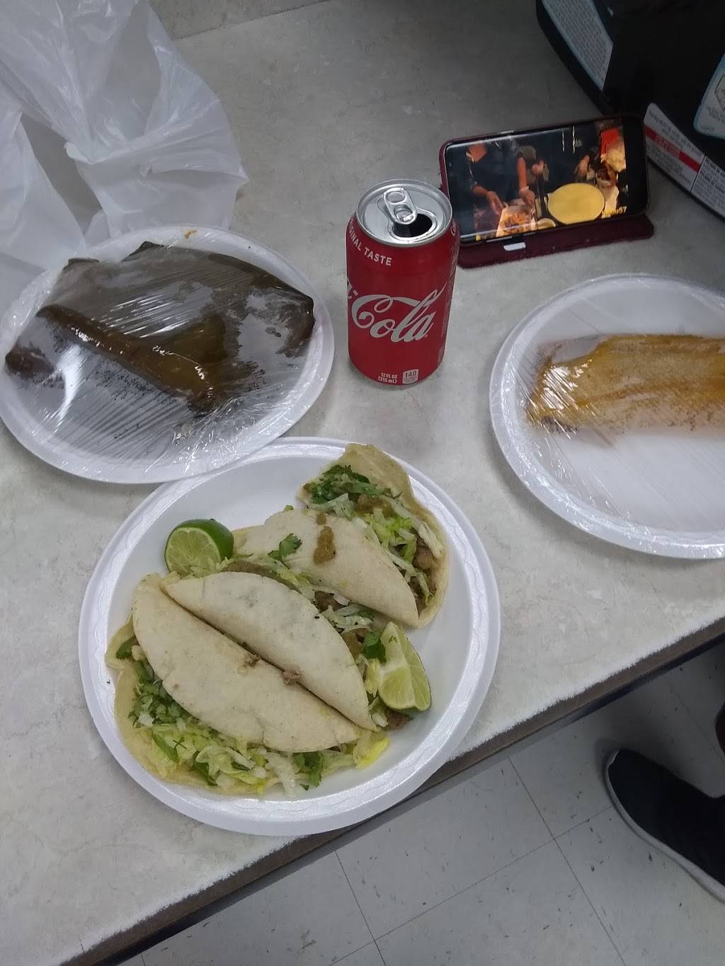 El Realito De Oro Market | restaurant | 422 S Gateway Dr suit 100, Madera, CA 93637, USA | 5596648644 OR +1 559-664-8644