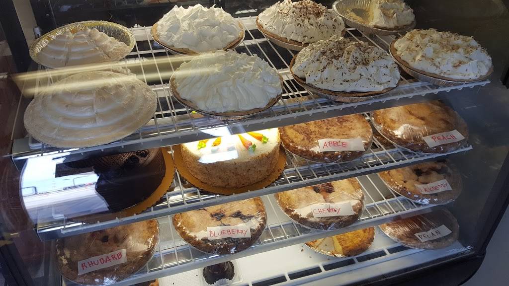 Star 66 Cafe | restaurant | 3752 Camp Butler Rd, Springfield, IL 62707, USA | 2175230611 OR +1 217-523-0611