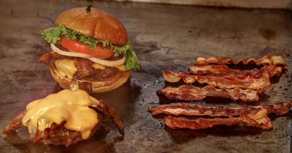 Suburban Tap | restaurant | 1318 Johnson Ferry Rd, Marietta, GA 30068, USA | 7709774467 OR +1 770-977-4467