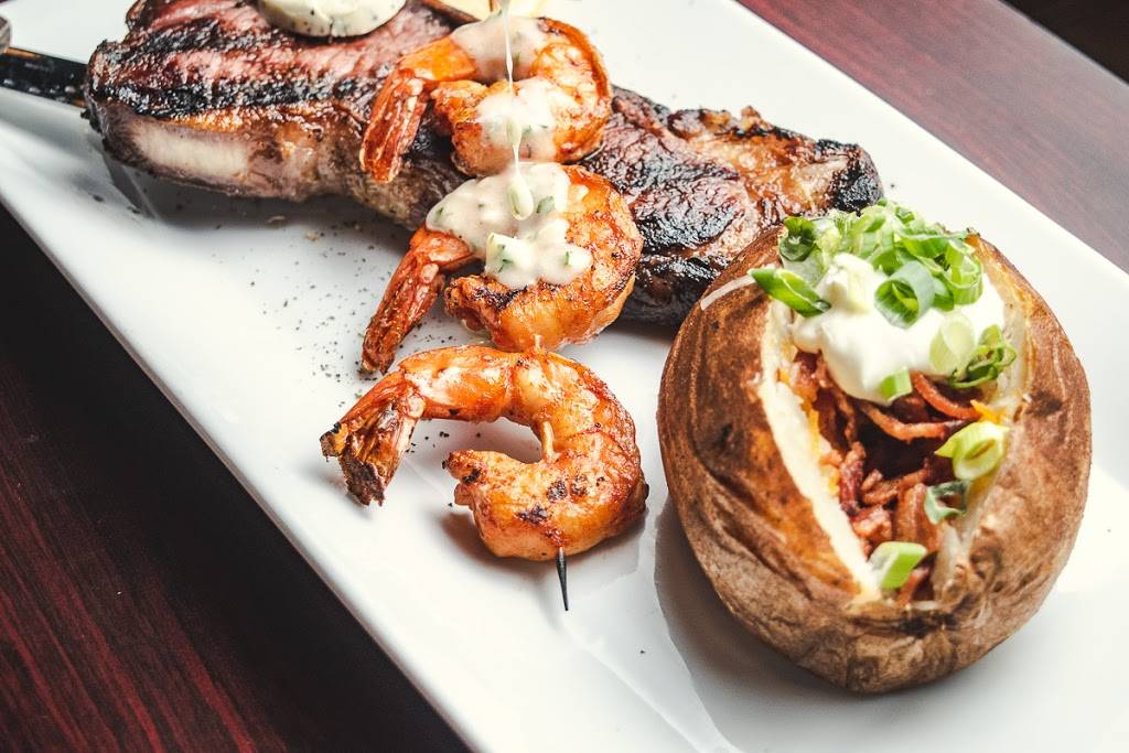 The Horseshoe Grill | restaurant | 7713 E Broadway Blvd, Tucson, AZ 85710, USA | 5208380404 OR +1 520-838-0404