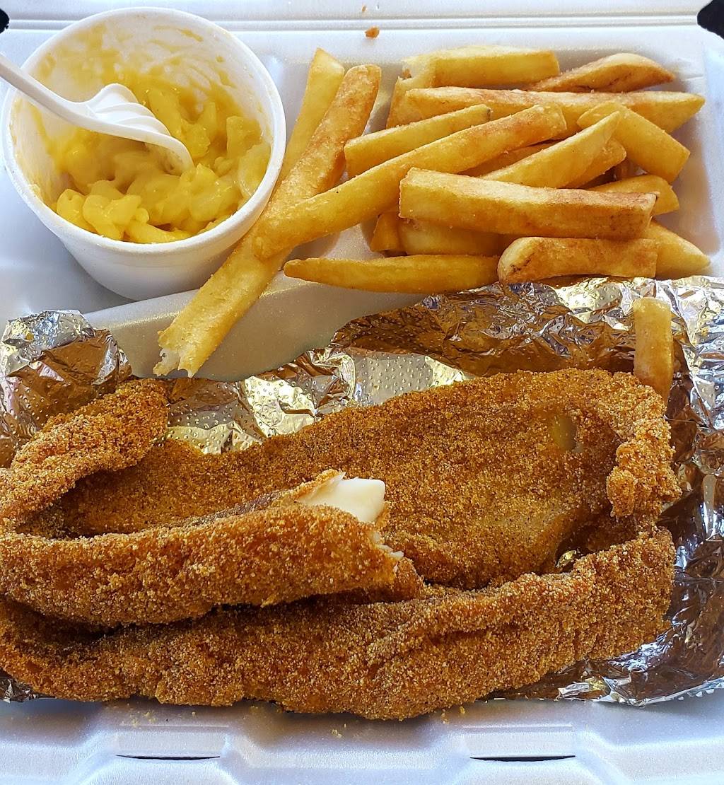 Fish And More | restaurant | 2021 Oliver, Wichita, KS 67218, USA | 3162014949 OR +1 316-201-4949