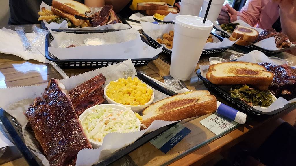 Adams Rib Co | restaurant | 3428, 2109 NW 13th St, Gainesville, FL 32609, USA | 3523738882 OR +1 352-373-8882