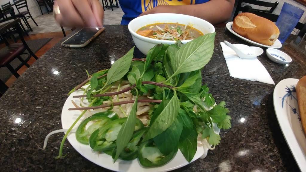 Pho Lee Hoa Phat Restaurant | restaurant | 140 E Leland Rd, Pittsburg, CA 94565, USA | 9252529019 OR +1 925-252-9019