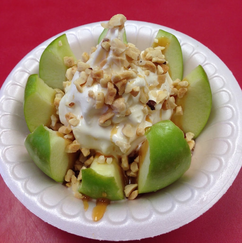 Billys Ice Cream Store | restaurant | 308 Nile Kinnick Dr S, Adel, IA 50003, USA | 5152382302 OR +1 515-238-2302