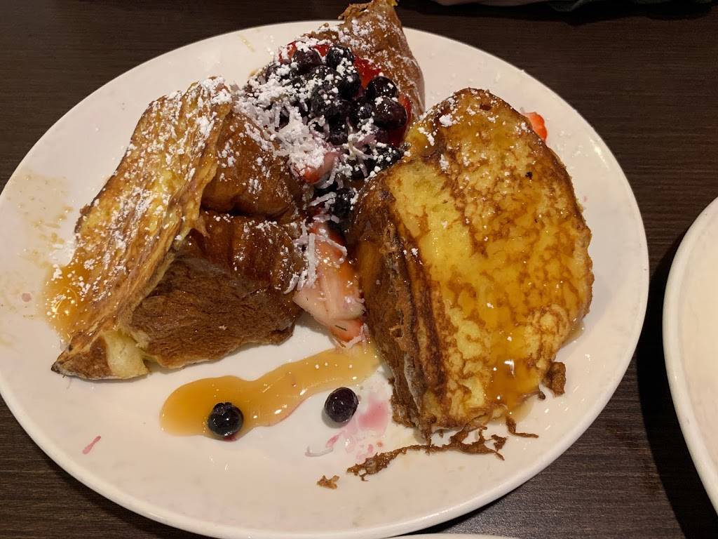 The Broken Yolk Cafe | restaurant | 2810 E Chapman Ave, Orange, CA 92869, USA | 7142899655 OR +1 714-289-9655